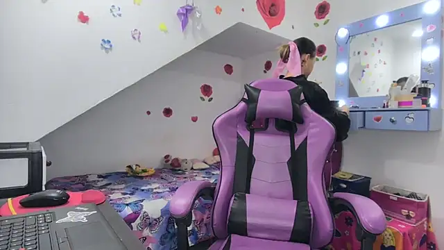 soffy rosses online show from 24, 10, 2025