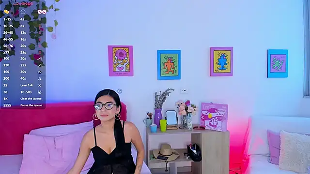 Snapshot of AprilAddams_ chatting on 16, 9, 2025 AprilAddams  online show from 16, 9, 2025