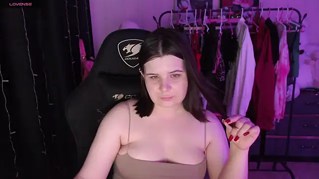 AmyVibess online show from 11, 7, 2026