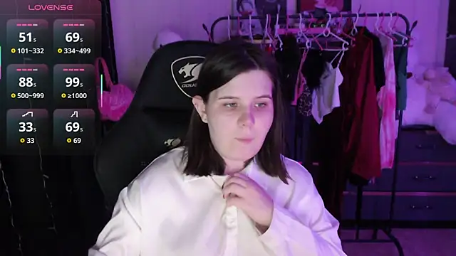 AmyVibess online show from 17, 7, 2026