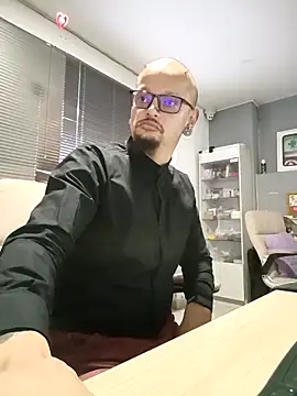 Snapshot of zain_kreigger chatting on 27, 9, 2025 zain kreigger online show from 27, 9, 2025