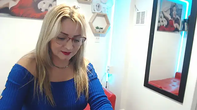 Snapshot of DIVAX_MONSERRAT chatting on 13, 11, 2025 DIVAX MONSERRAT online show from 13, 11, 2025