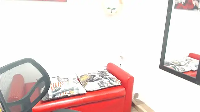 Snapshot of DIVAX_MONSERRAT chatting on 25, 11, 2025 DIVAX MONSERRAT online show from 25, 11, 2025