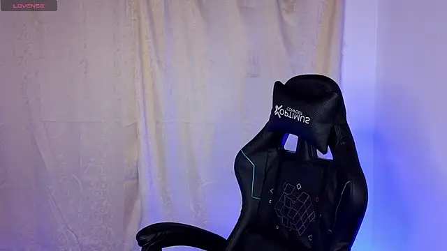 Danny cute 05 online show from 18, 4, 2026