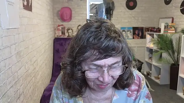 Betty Brick online show from 20, 5, 2026