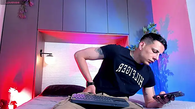 Dustin Sonne online show from 21, 12, 2025