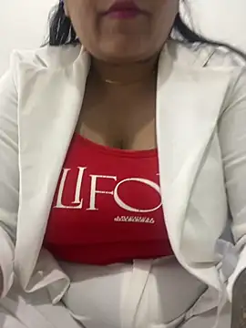 Snapshot of hot_bhabhi69 chatting on 21, 9, 2025 hot bhabhi69 online show from 21, 9, 2025