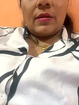 Snapshot of hot_bhabhi69 chatting on 13, 10, 2025 hot bhabhi69 online show from 13, 10, 2025