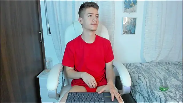 ThiagooJames online show from 24, 9, 2025