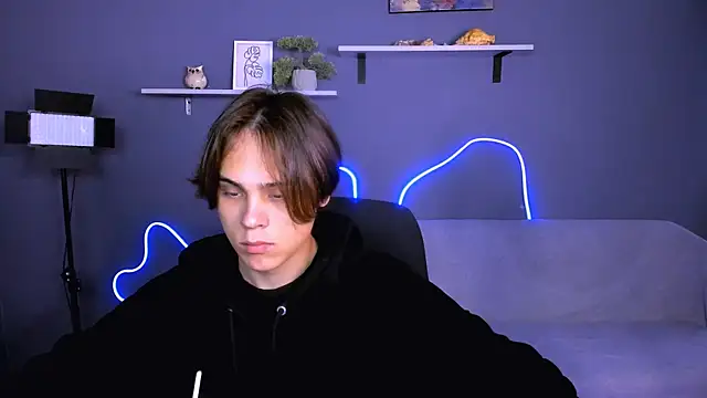 Snapshot of karl_mans chatting on 15, 10, 2025 karl mans online show from 15, 10, 2025