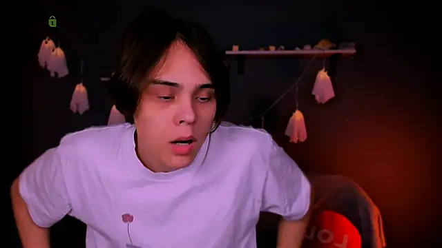 Snapshot of karl_mans chatting on 1, 11, 2025 karl mans online show from 1, 11, 2025