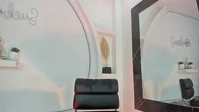 Vicky Hottman online show from 2, 12, 2025