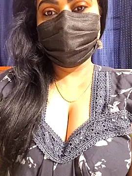 Snapshot of honey-flower chatting on 4, 2, 2026 honey-flower online show from 4, 2, 2026