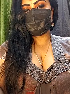 Snapshot of honey-flower chatting on 11, 2, 2026 honey-flower online show from 11, 2, 2026