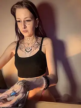 Seductively4 20 online show from 10, 4, 2026