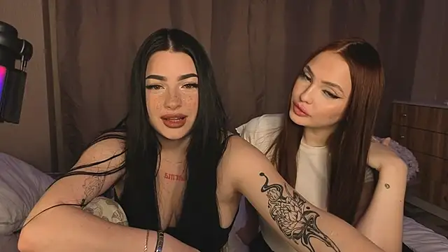 Snapshot of honey_____bunny chatting on 17, 10, 2025 honey     bunny online show from 17, 10, 2025