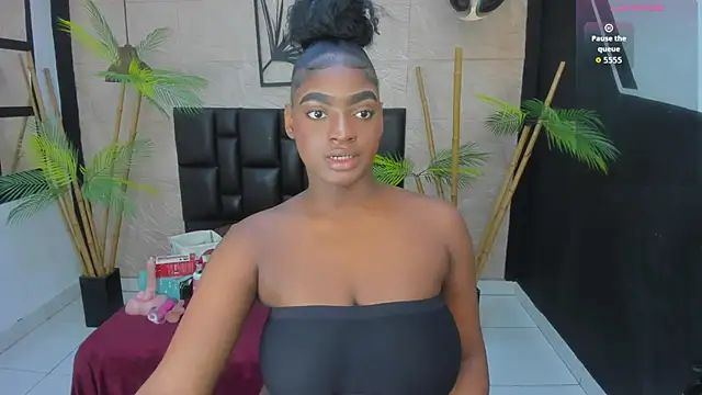 Snapshot of alana_bonny chatting on 13, 9, 2025 alana bonny online show from 13, 9, 2025