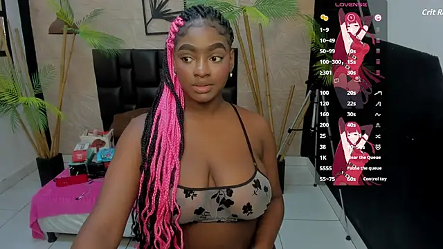 Snapshot of alana_bonny chatting on 15, 11, 2025 alana bonny online show from 15, 11, 2025