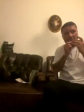 Snapshot of OfferedTearing chatting on 26, 10, 2025 OfferedTearing online show from 26, 10, 2025