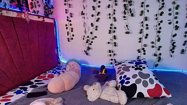 Snapshot of collins_Daph chatting on 27, 9, 2025 collins Daph online show from 27, 9, 2025