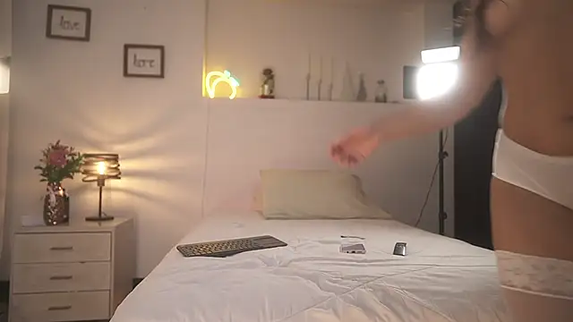 ximena cortez 03 online show from 30, 10, 2025