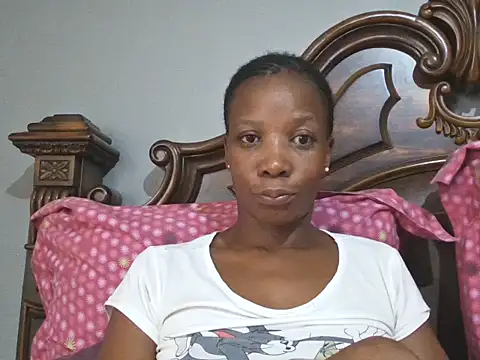 Snapshot of kinkyliciouse23 chatting on 6, 3, 2026 kinkyliciouse23 online show from 6, 3, 2026