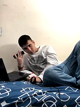 Snapshot of Cesar_Augusto chatting on 27, 9, 2025 Cesar Augusto online show from 27, 9, 2025