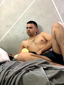 Snapshot of Cesar_Augusto chatting on 28, 10, 2025 Cesar Augusto online show from 28, 10, 2025