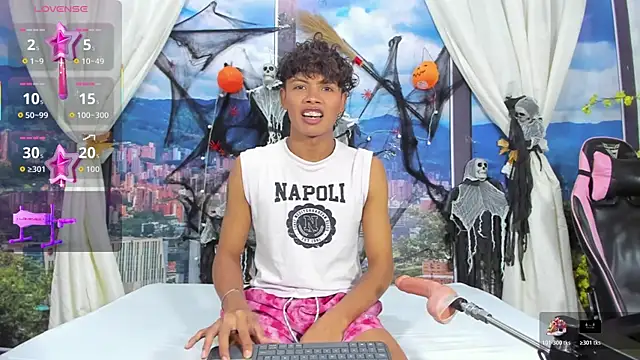 Snapshot of MilthonDelis chatting on 25, 10, 2025 MilthonDelis online show from 25, 10, 2025