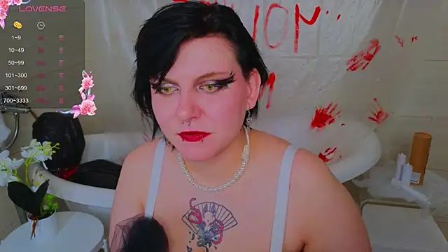 Snapshot of bluelunaray chatting on 20, 10, 2025 bluelunaray online show from 20, 10, 2025