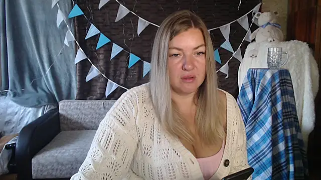 NikaSkylink online show from 4, 10, 2025