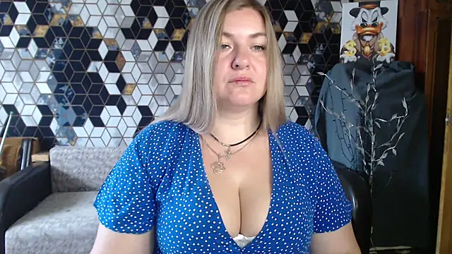 Snapshot of NikaSkylink chatting on 8, 4, 2026 NikaSkylink online show from 8, 4, 2026