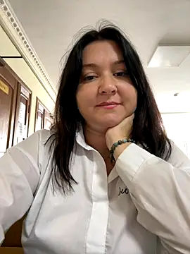 Liza Will online show from 7, 10, 2025