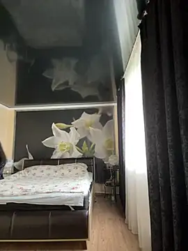 Liza Will online show from 12, 11, 2025