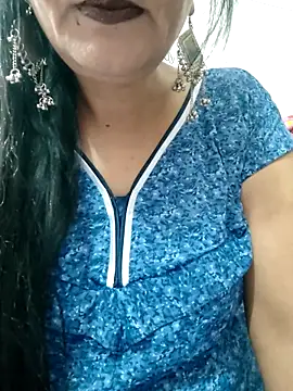 Snapshot of Cuty_siya_143 chatting on 8, 10, 2025 Cuty siya 143 online show from 8, 10, 2025