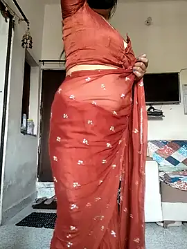 Snapshot of Cuty_siya_143 chatting on 2, 2, 2026 Cuty siya 143 online show from 2, 2, 2026