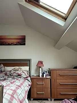 Woodchip online show from 4, 10, 2025