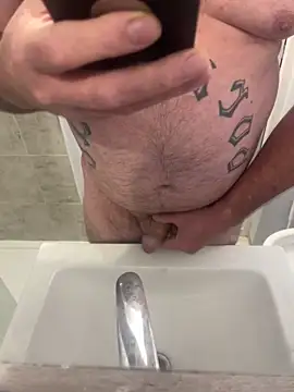 Snapshot of BobKat chatting on 25, 10, 2025 BobKat online show from 25, 10, 2025