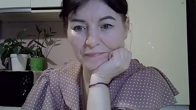 Krystal 82 online show from 24, 2, 2026