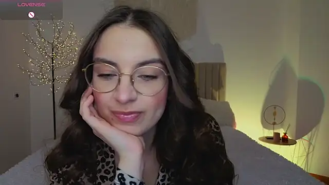 Real cutie1 online show from 11, 4, 2026