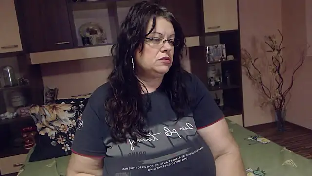 Snapshot of Claudia_71love chatting on 30, 11, 2025 Claudia 71love online show from 30, 11, 2025