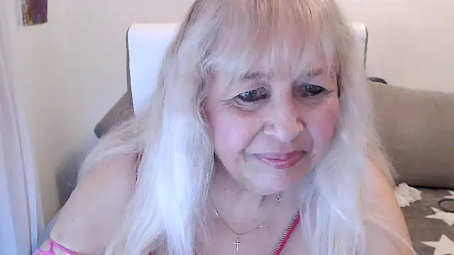 Snapshot of SusiLifeXXX chatting on 8, 9, 2025 SusiLifeXXX online show from 8, 9, 2025