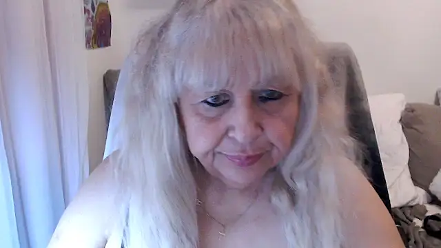 Snapshot of SusiLifeXXX chatting on 11, 11, 2025 SusiLifeXXX online show from 11, 11, 2025