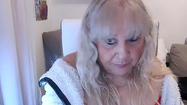 Snapshot of SusiLifeXXX chatting on 27, 11, 2025 SusiLifeXXX online show from 27, 11, 2025