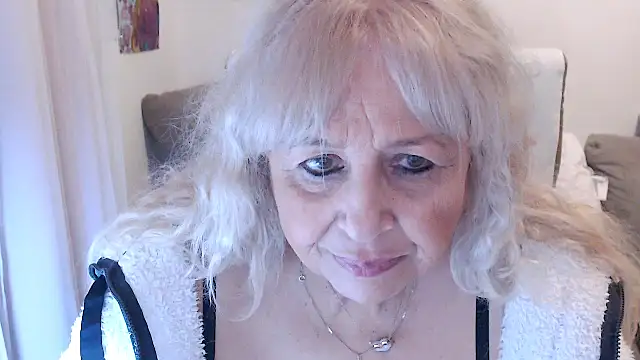 Snapshot of SusiLifeXXX chatting on 1, 12, 2025 SusiLifeXXX online show from 1, 12, 2025