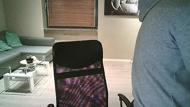 Dartanjanas13 online show from 5, 11, 2025