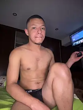 Snapshot of Mlkrrp chatting on 24, 9, 2025 Mlkrrp online show from 24, 9, 2025