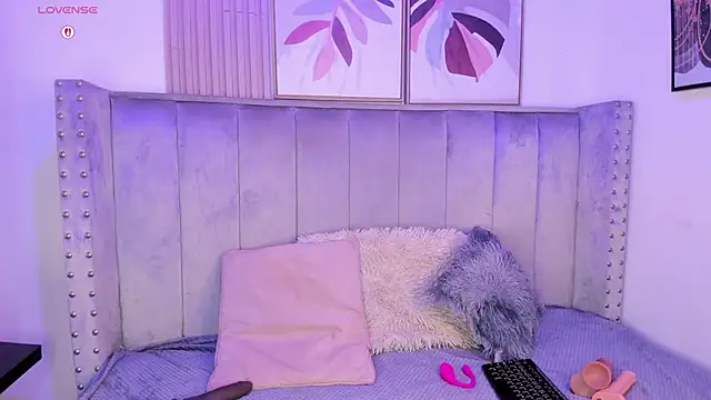 Seshat Hitt online show from 25, 3, 2026