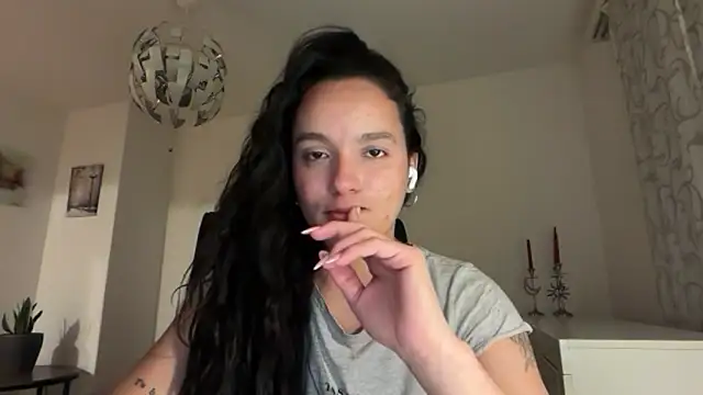 Maia Park online show from 15, 4, 2026