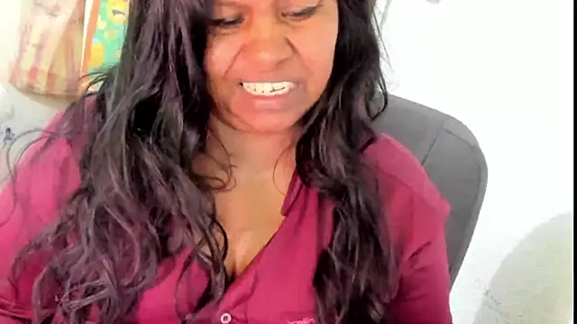 ebonylouissexyhot online show from 20, 9, 2025